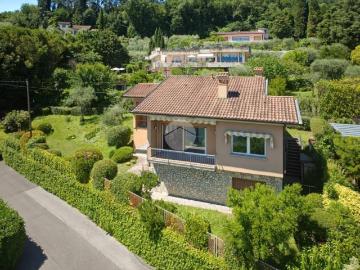 Villa in vendita a Salò BS