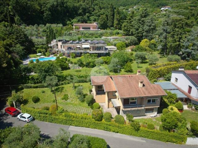 Villa in vendita a Salò BS