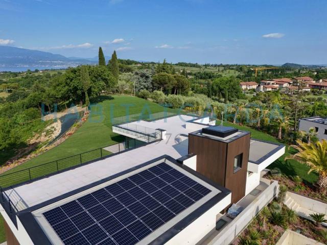 Villa in vendita a Salò BS