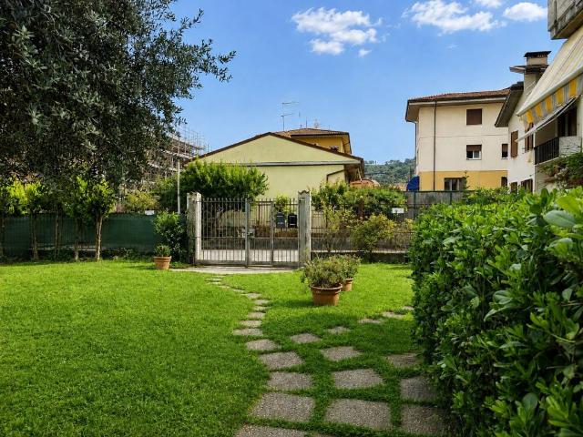 Villa in vendita a Salò BS