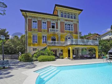 Villa in vendita a Salò BS