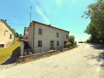 Villa in vendita a Saludecio RN