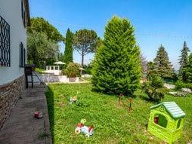 Villa in vendita a Saludecio RN