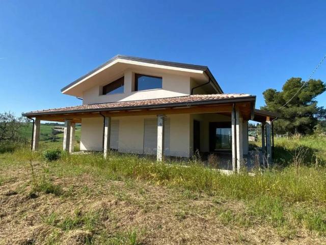 Villa in vendita a Saludecio RN