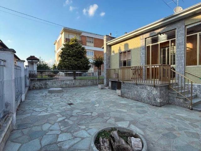 Villa in vendita a Saluggia VC