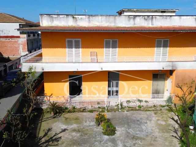 Villa in vendita a San Marcellino CE
