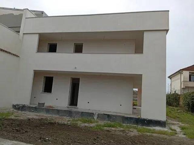 Villa in vendita a San Marcellino CE