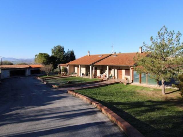 Villa in vendita a San Marcello AN