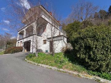 Villa in vendita a San Marcello Piteglio PT