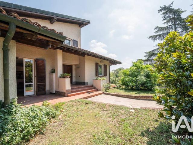 Villa in vendita a San Martino dall'Argine MN