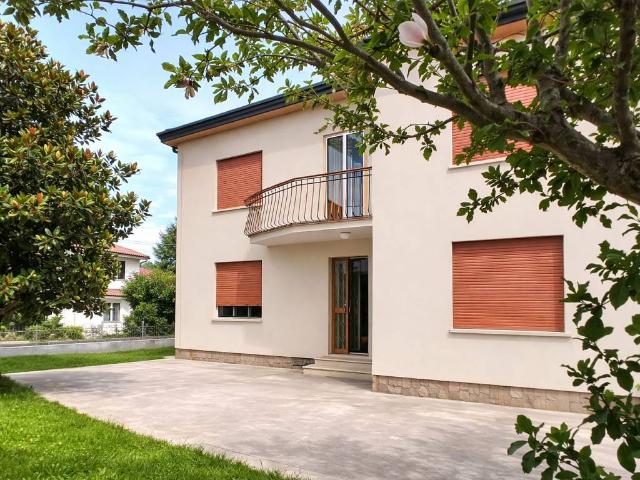 Villa in vendita a San Martino di Venezze RO