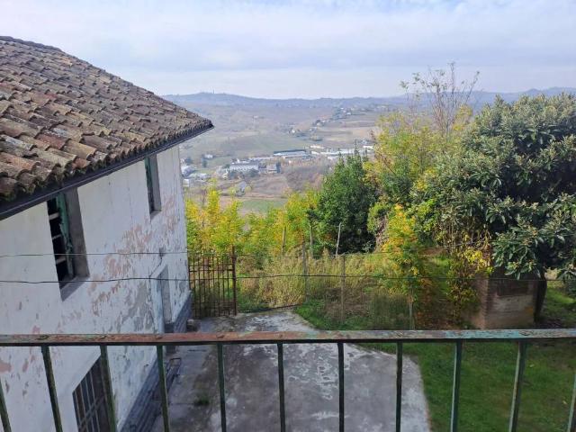 Villa in vendita a San Marzano Oliveto AT