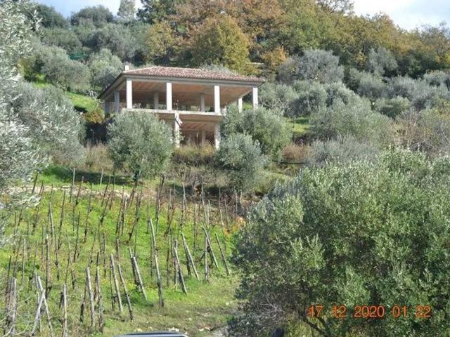 Villa in vendita a San Mauro Cilento SA