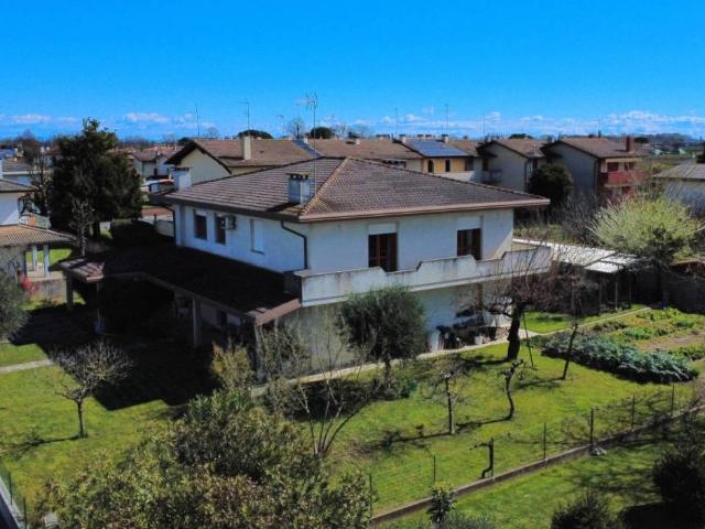 Villa in vendita a San Michele al Tagliamento VE