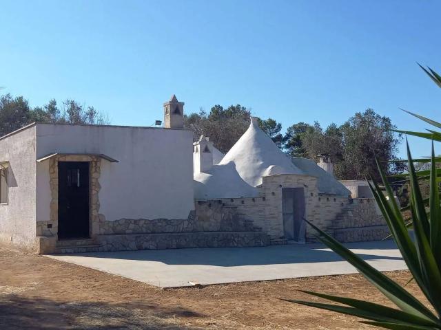 Villa in vendita a San Michele Salentino BR