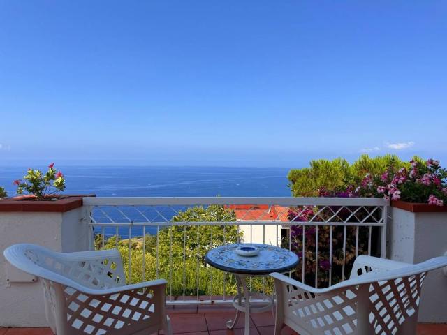 Villa in vendita a San Nicola Arcella CS