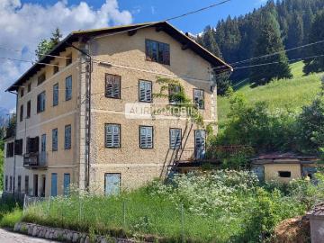 Villa in vendita a San Nicolò di Comelico BL