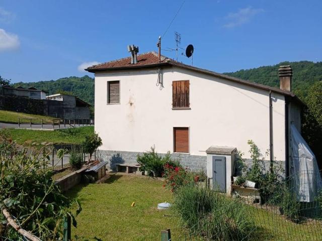 Villa in vendita a San Benedetto Belbo CN