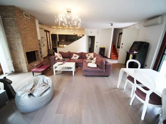 Villa in vendita a San Benedetto del Tronto AP
