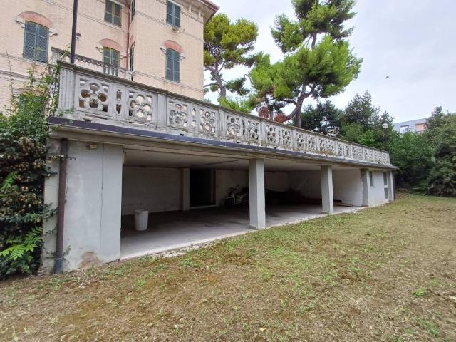 Villa in vendita a San Benedetto del Tronto AP
