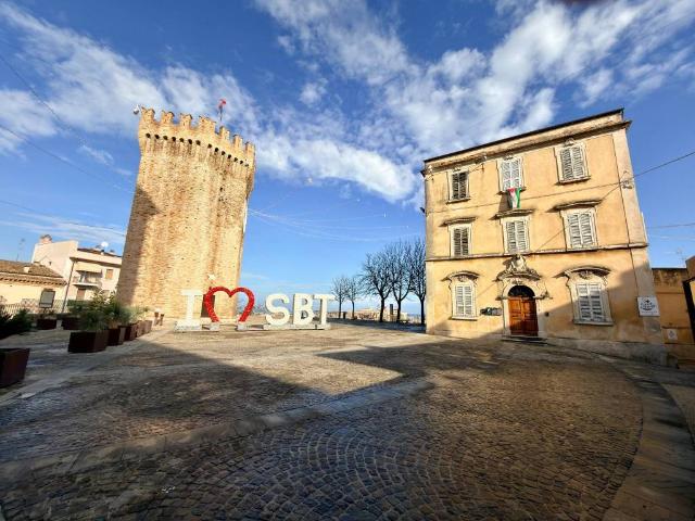 Villa in vendita a San Benedetto del Tronto AP