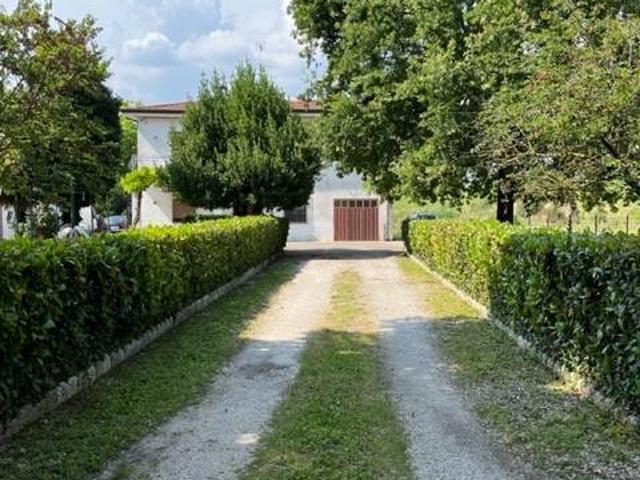 Villa in vendita a San Benedetto Po MN