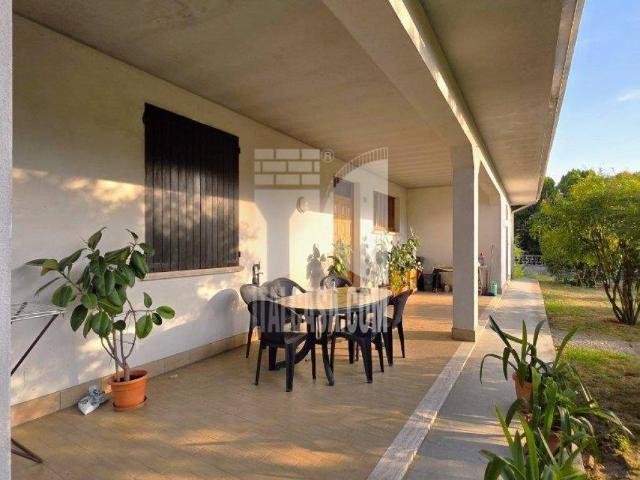 Villa in vendita a San Benedetto Po MN