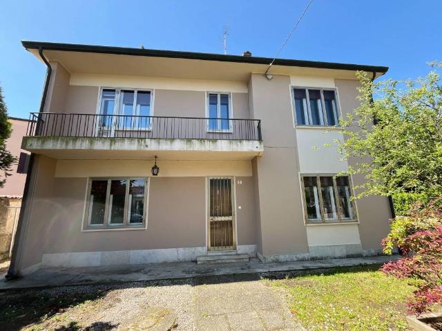 Villa in vendita a San Benedetto Po MN