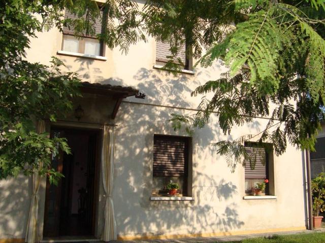 Villa in vendita a San Benedetto Po MN