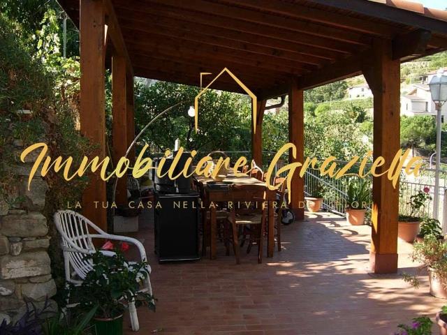 Villa in vendita a San Biagio della Cima IM
