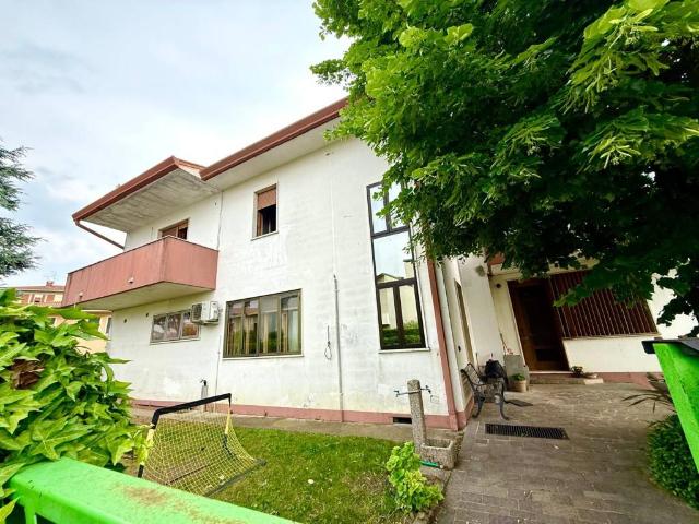 Villa in vendita a San Bonifacio VR