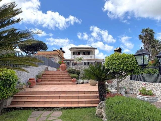 Villa in vendita a San Cesareo RM