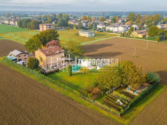 Villa in vendita a San Cesario sul Panaro MO