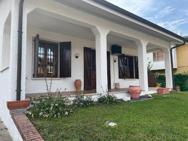 Villa in vendita a San Colombano al Lambro MI