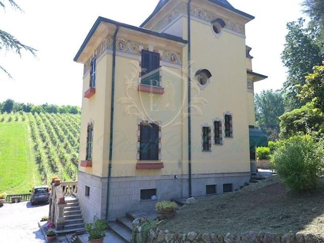 Villa in vendita a San Colombano al Lambro MI