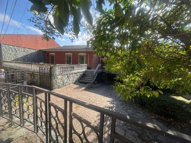 Villa in vendita a San Damiano Al Colle