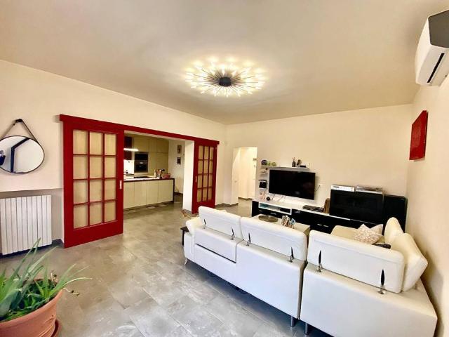 Villa in vendita a San Damiano al Colle PV