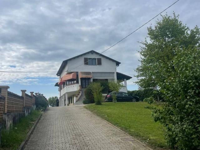Villa in vendita a San Damiano d'Asti AT