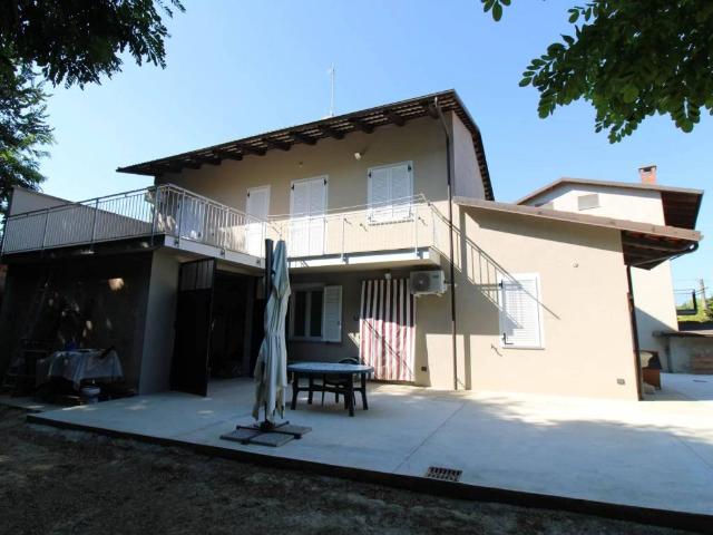 Villa in vendita a San Damiano d'Asti AT