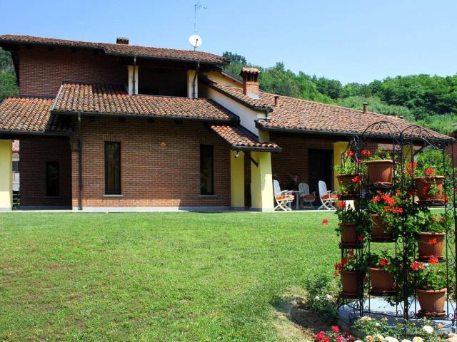 Villa in vendita a San Damiano d'Asti AT