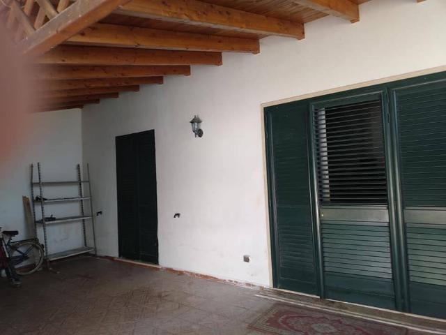 Villa in vendita a San Donaci BR