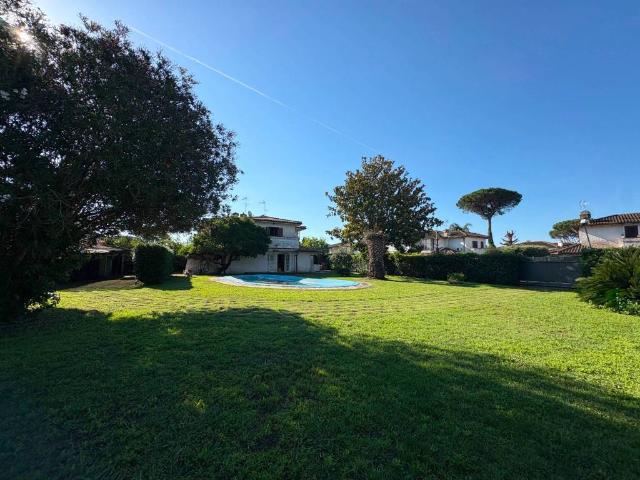 Villa in vendita a San Felice Circeo LT