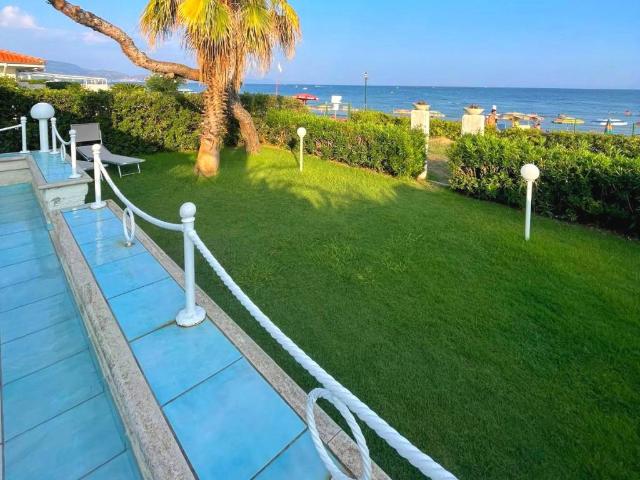 Villa in vendita a San Felice Circeo LT