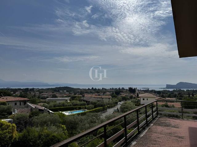 Villa in vendita a San Felice del Benaco BS