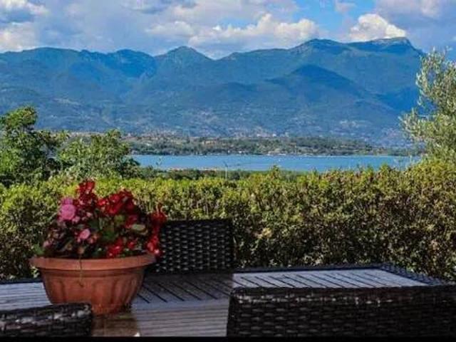 Villa in vendita a San Felice del Benaco BS