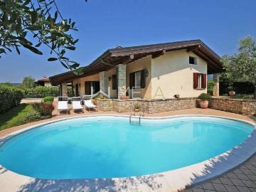 Villa in vendita a San Felice del Benaco BS