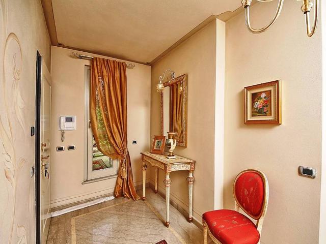 Villa in vendita a San Felice del Benaco BS