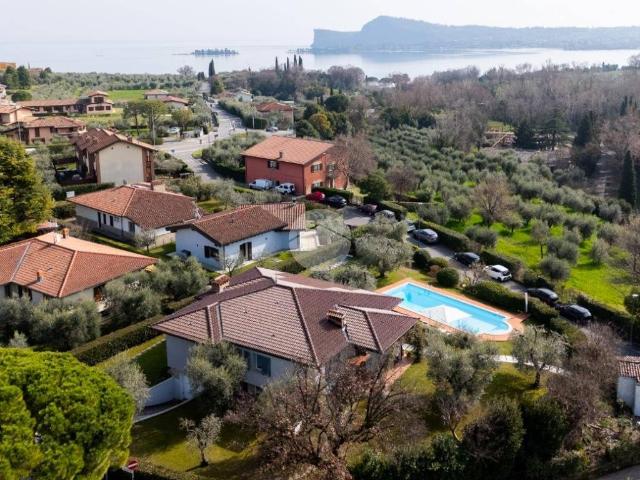 Villa in vendita a San Felice del Benaco BS
