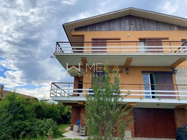 Villa in vendita a San Felice del Benaco BS