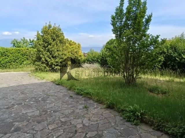 Villa in vendita a San Felice del Benaco BS